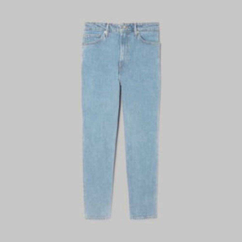 The Curvy 90's cheeky Straight Jean